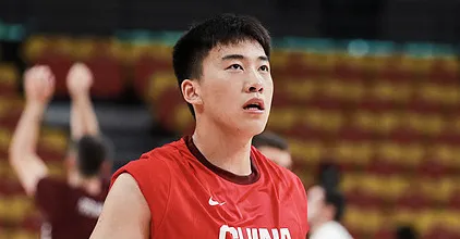 旺财28官网-博主：王俊杰再回国家队已足够自信，我们太缺少这样的前锋